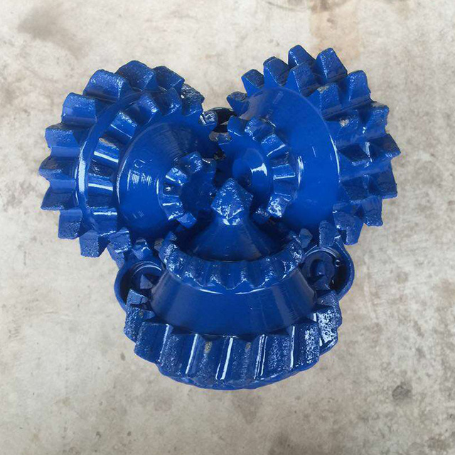 6 1/2'' IADC KODU 217 çelik dişli frezelenmiş dişli tricone bit